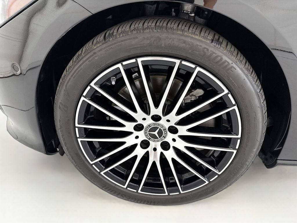 Certified 2025 Mercedes-Benz C 300 Sedan image 28
