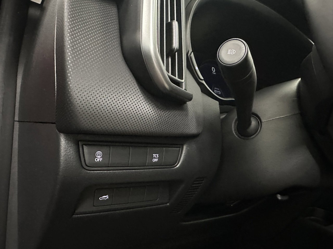 Certified 2025 MAZDA CX-50 AWD 2.5 S w/ Weather Package image 34