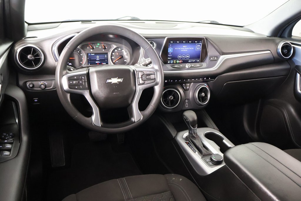 Used 2021 Chevrolet Blazer LT w/ Redline Edition image 2