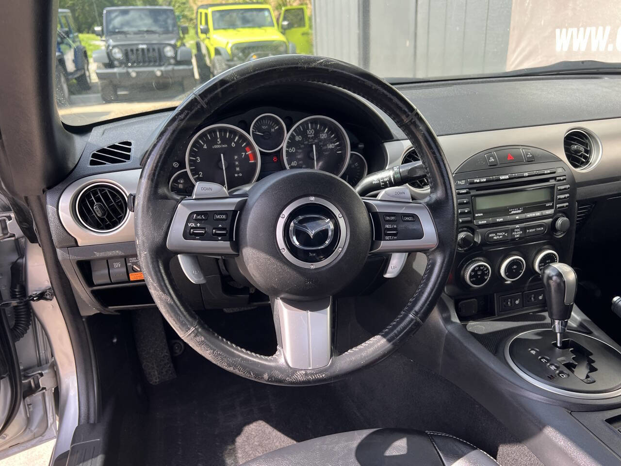 Used 2010 MAZDA MX-5 Miata Grand Touring w/ Premium Pkg image 18