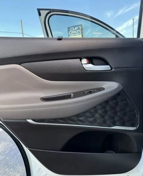 Used 2019 Hyundai Santa Fe FWD image 22