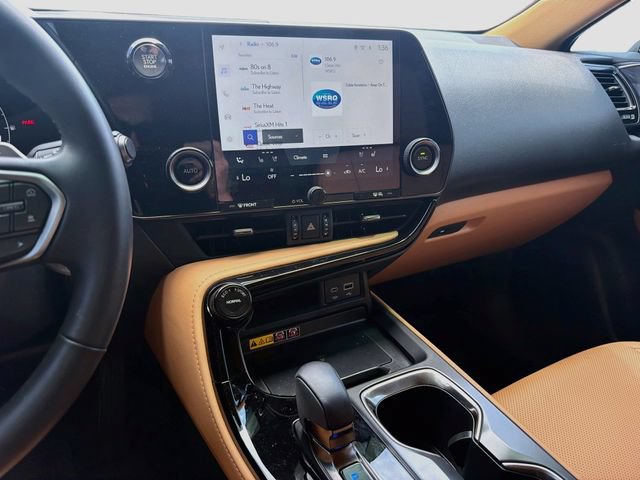 Used 2025 Lexus NX 250 FWD w/ Accessory Package (2T) image 27