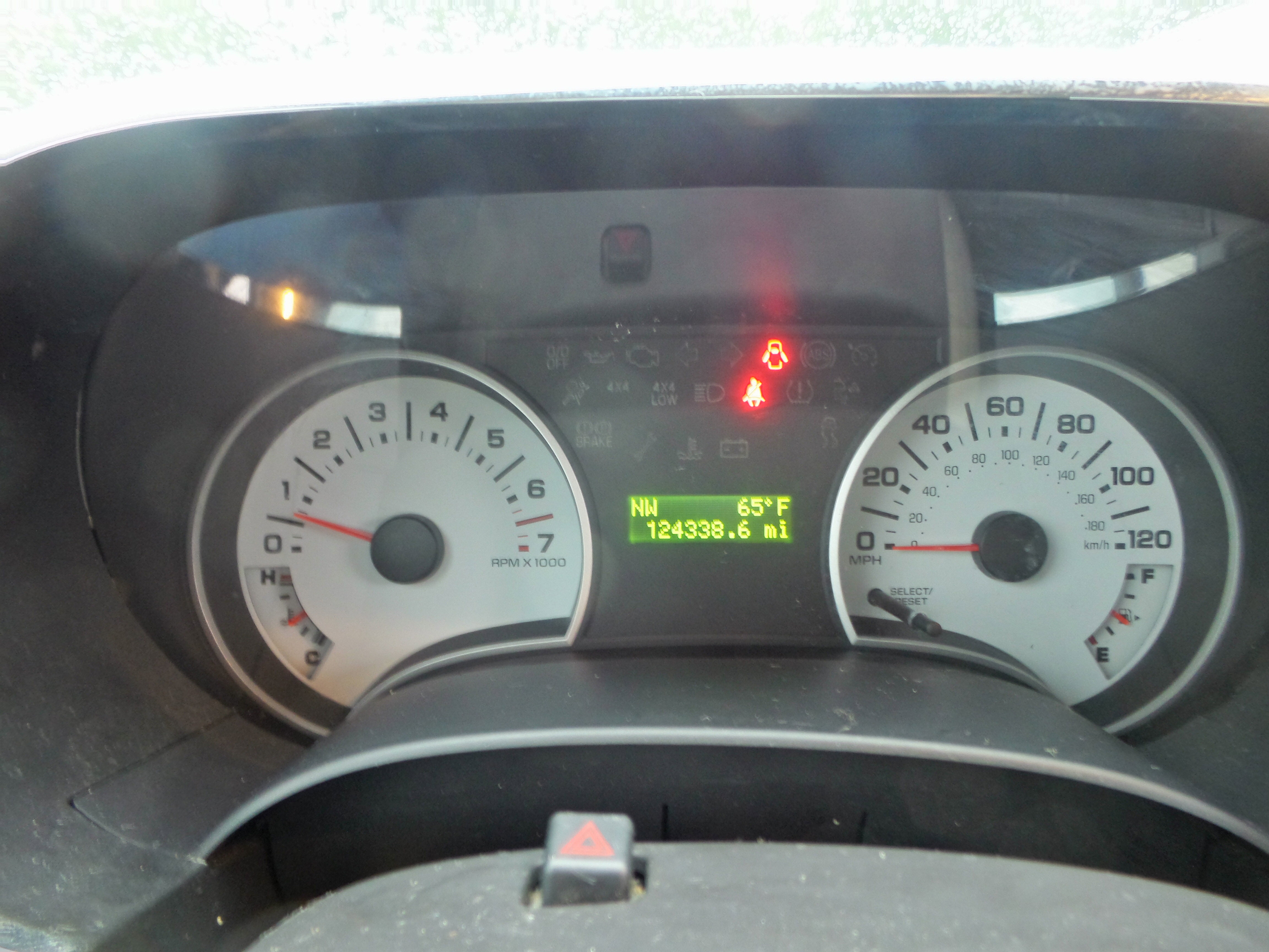 Used 2008 Ford Explorer Sport Trac XLT AWD/4WD image 30