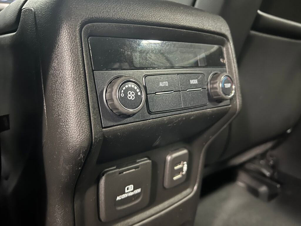 Used 2018 GMC Acadia SLT image 17