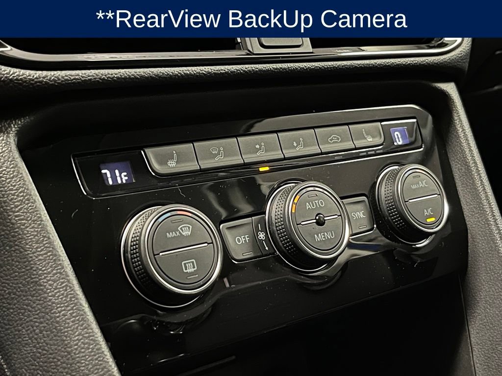 Certified 2024 Volkswagen Taos SE w/ Panoramic Sunroof Package AWD/4WD image 13