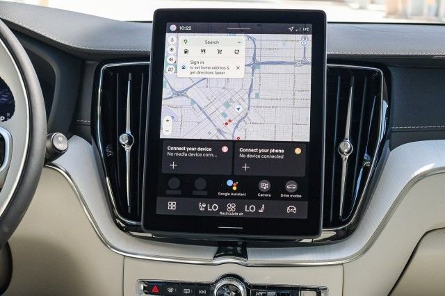 New 2026 Volvo XC60 B5 Ultra w/ Climate Package image 11