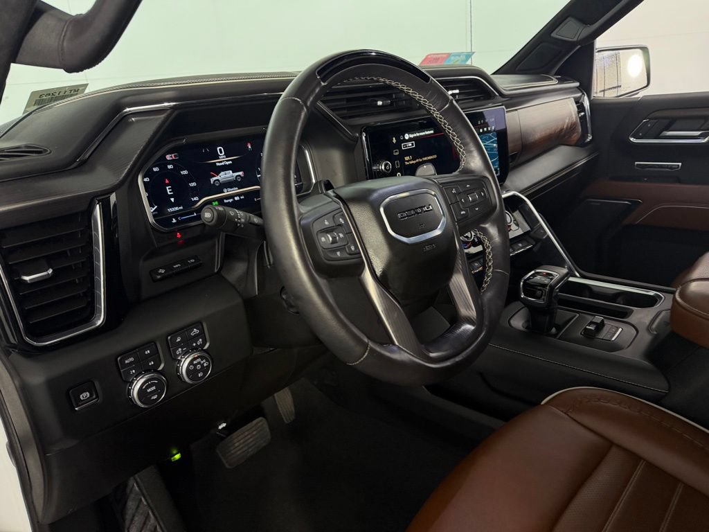 Used 2024 GMC Sierra 1500 Denali Ultimate AWD/4WD image 23