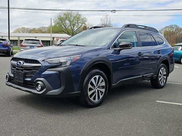Certified 2025 Subaru Outback Premium AWD/4WD image 3