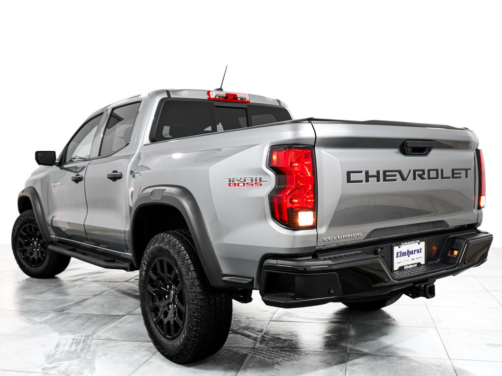 Used 2024 Chevrolet Colorado Trail Boss w/ Technology Package AWD/4WD image 5