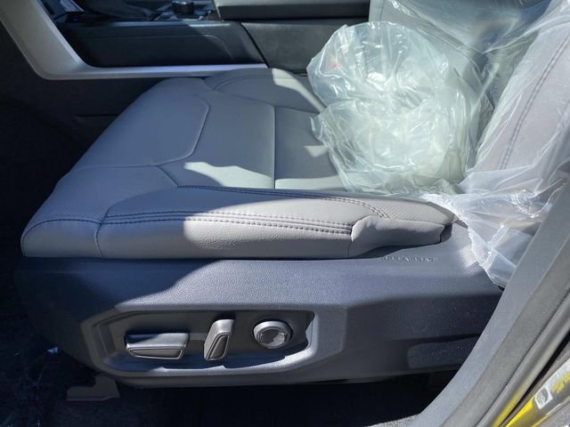 New 2026 Toyota Tundra SR5 AWD/4WD image 8