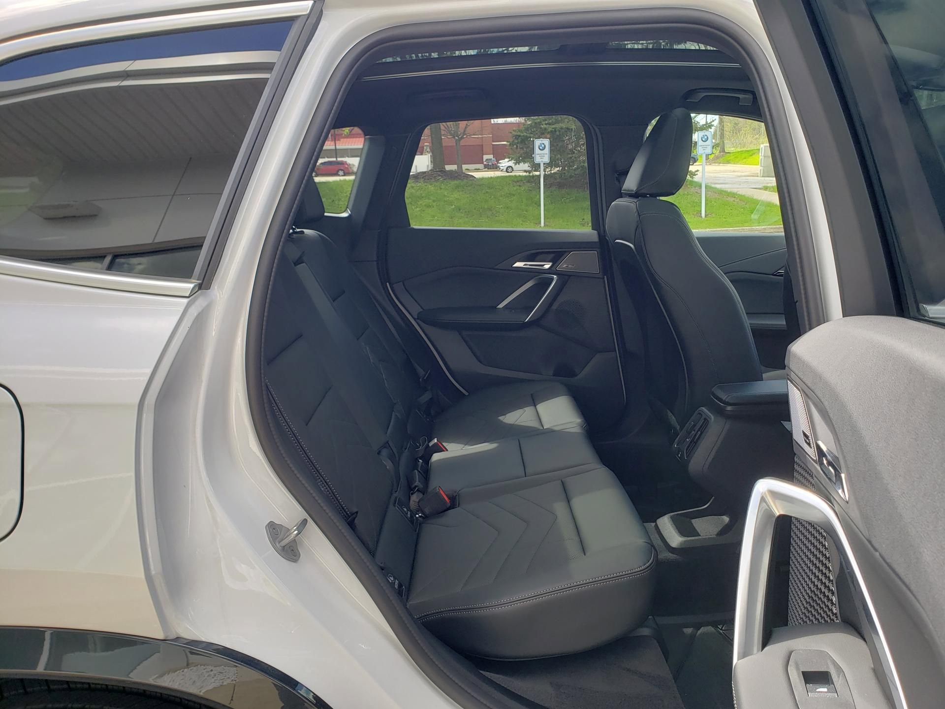 New 2026 BMW X1 xDrive28i w/ Convenience Package AWD/4WD image 17