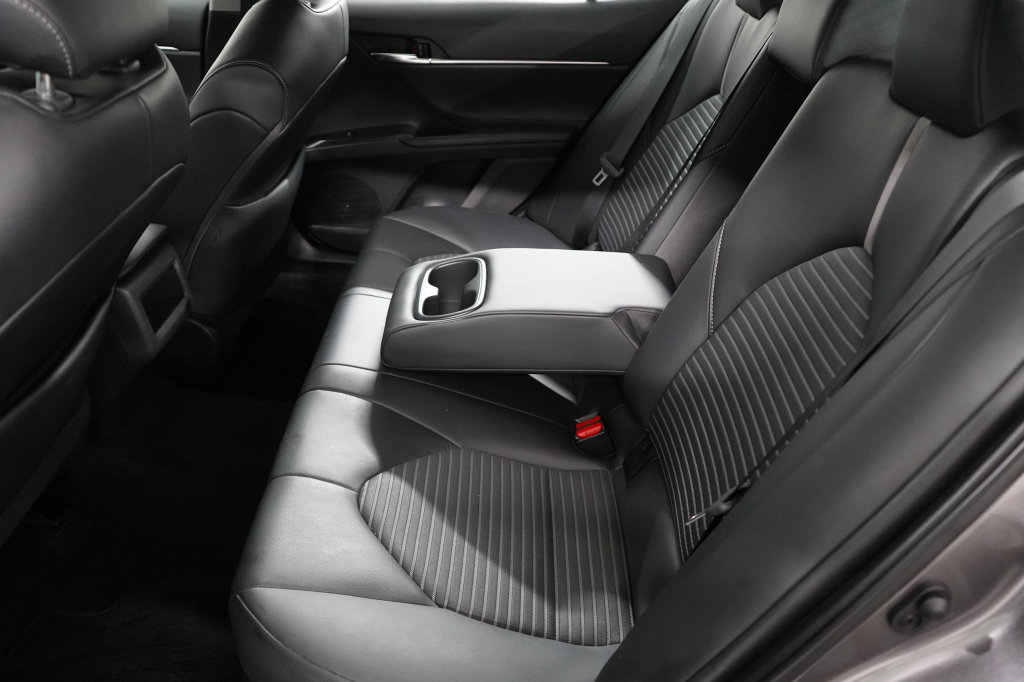 Used 2024 Toyota Camry SE FWD image 20