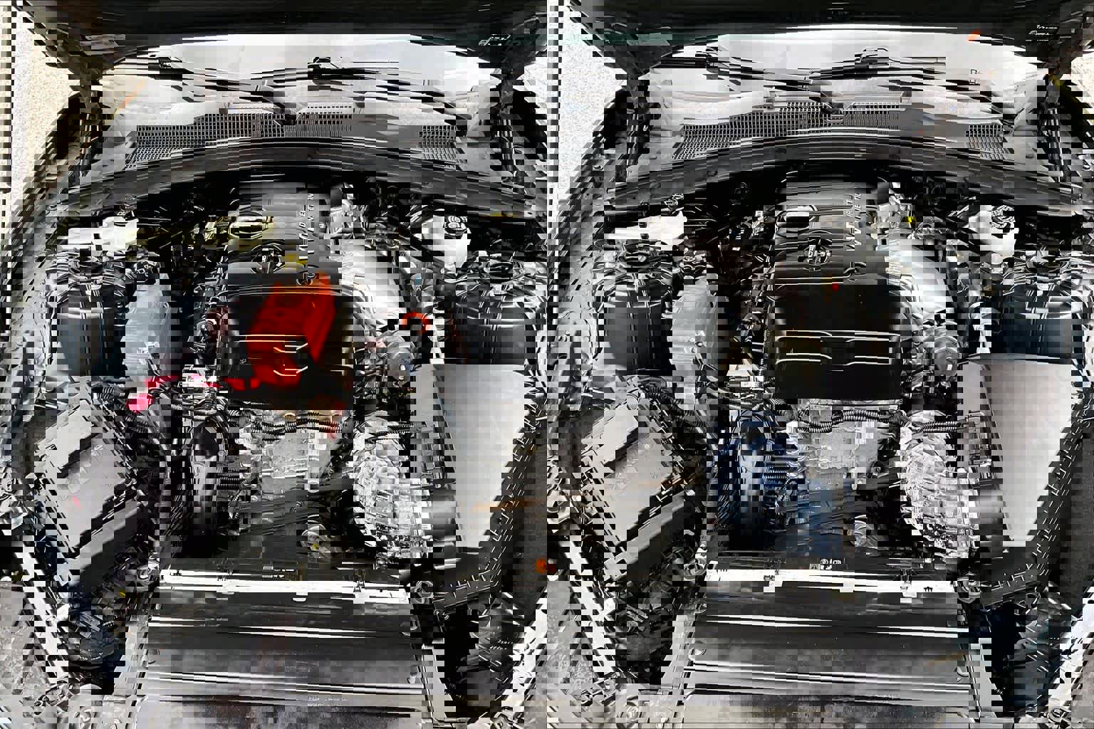 Used 2021 Chevrolet Camaro LT image 31