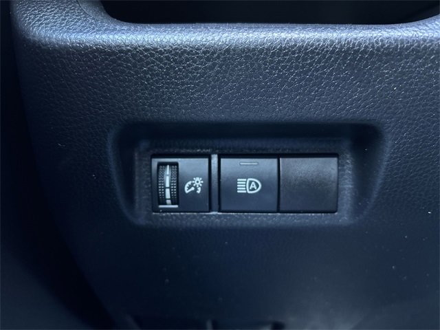 Used 2021 Toyota RAV4 XLE image 20