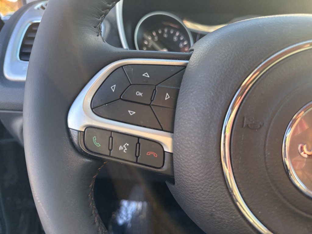 Used 2019 Jeep Compass Latitude image 16