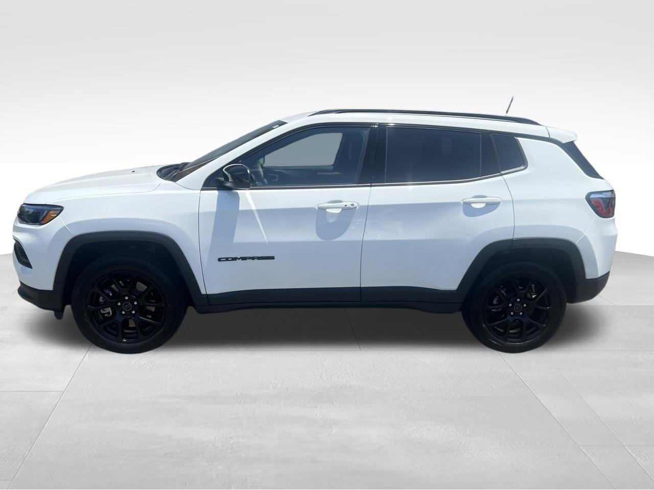 New 2026 Jeep Compass Latitude AWD/4WD image 2