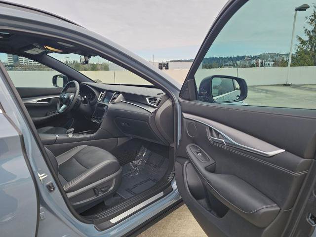 Certified 2023 INFINITI QX55 Luxe w/ Cargo Package AWD/4WD image 12