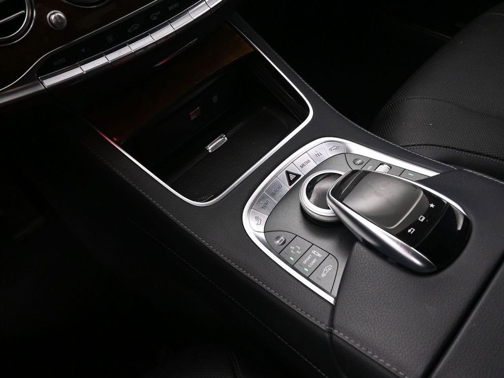 Used 2016 Mercedes-Benz S 550 4MATIC Sedan image 38