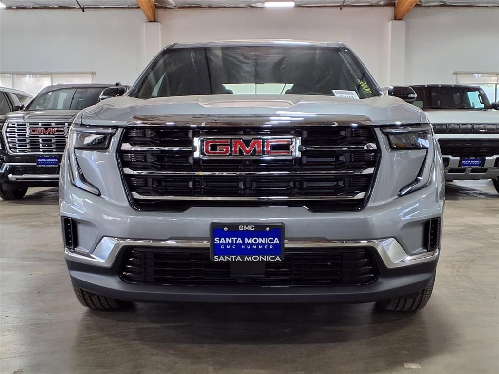 Used 2026 GMC Acadia Elevation image 2