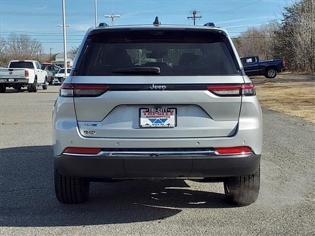 New 2024 Jeep Grand Cherokee Limited 4xe w/ Luxury Tech Group II image 5