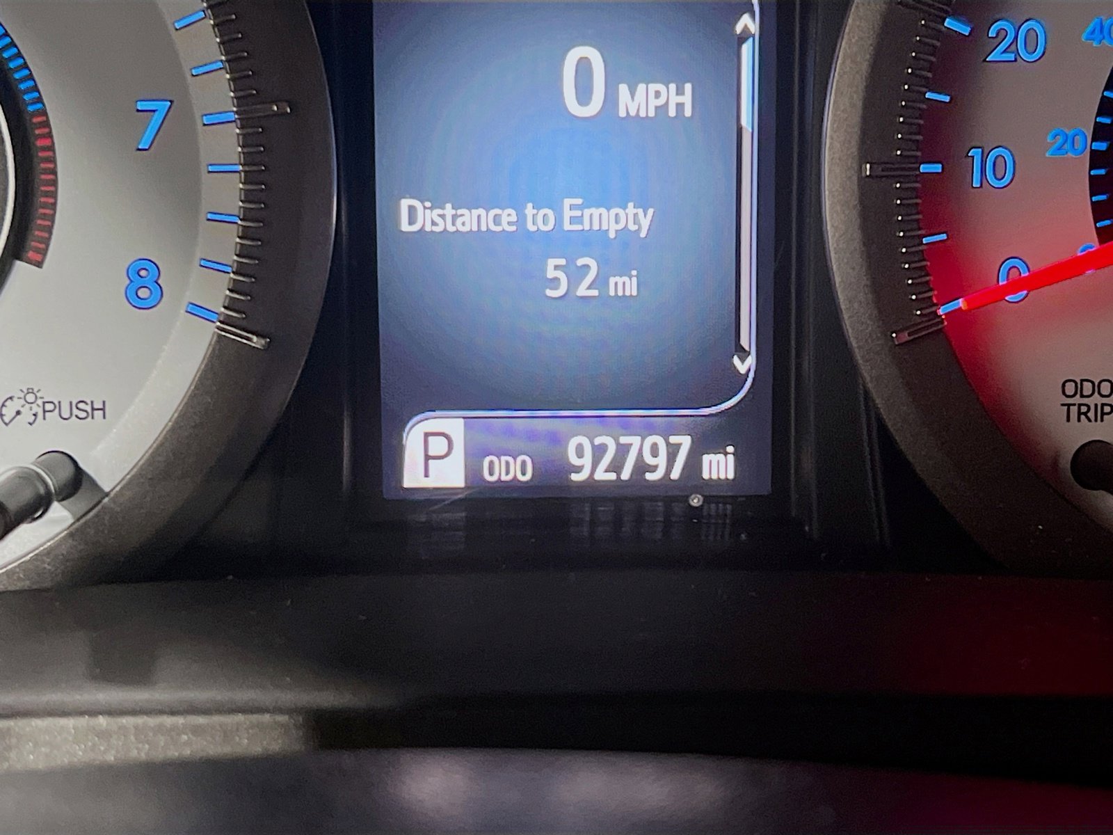 Used 2017 Toyota Sienna SE image 8