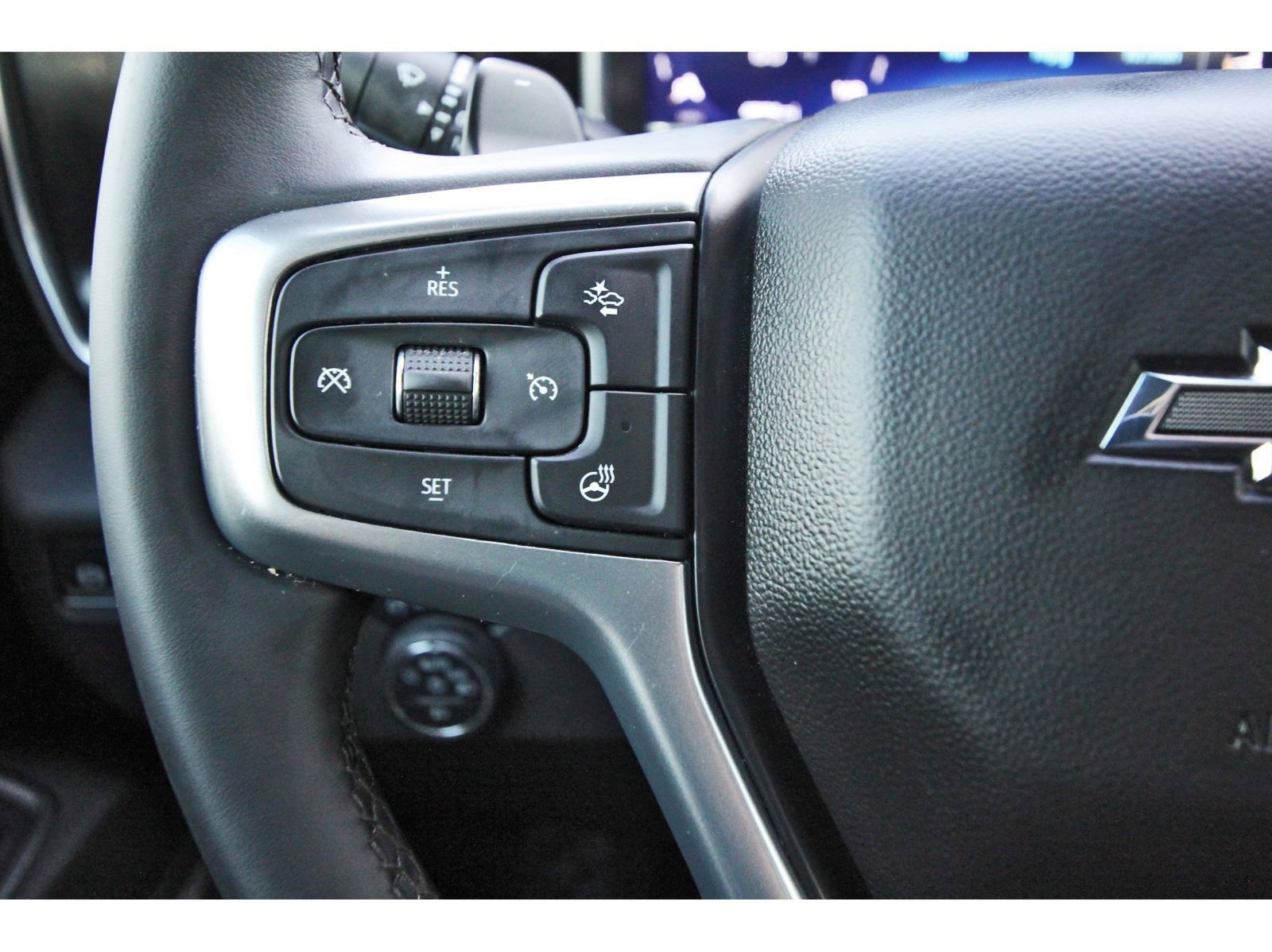 Used 2024 Chevrolet Silverado 1500 LT Trail Boss w/ Convenience Package II image 18