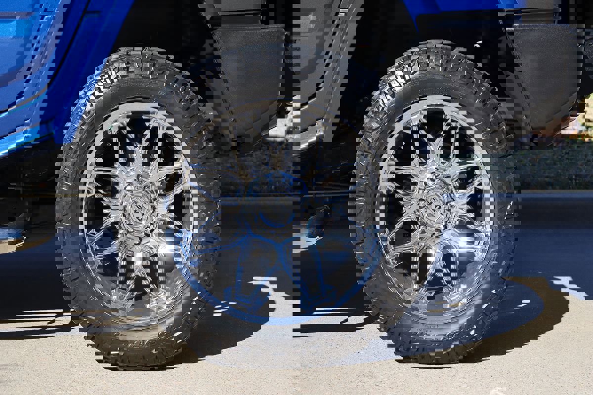 Used 2006 HUMMER H2 w/ Limited Edition H2 image 48