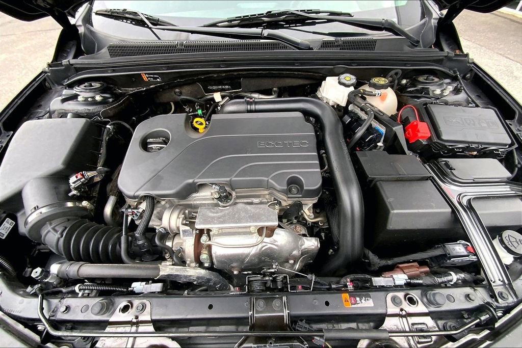 Used 2024 Chevrolet Malibu LT image 20