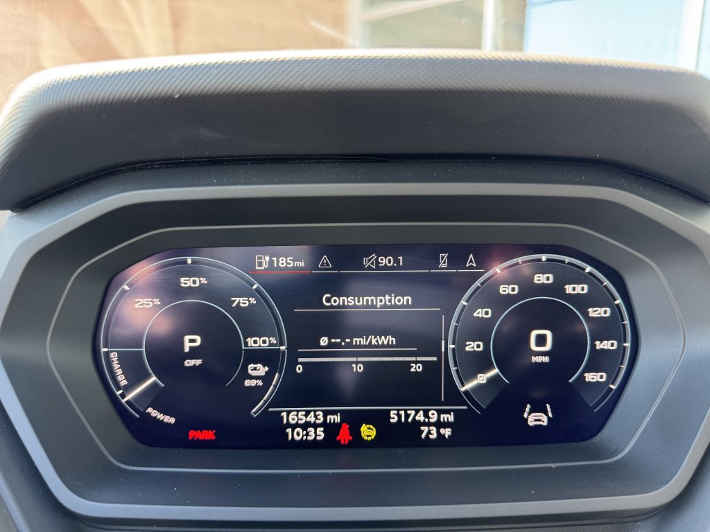 Used 2023 Audi Q4 e-tron Premium Plus w/ Premium Plus image 20