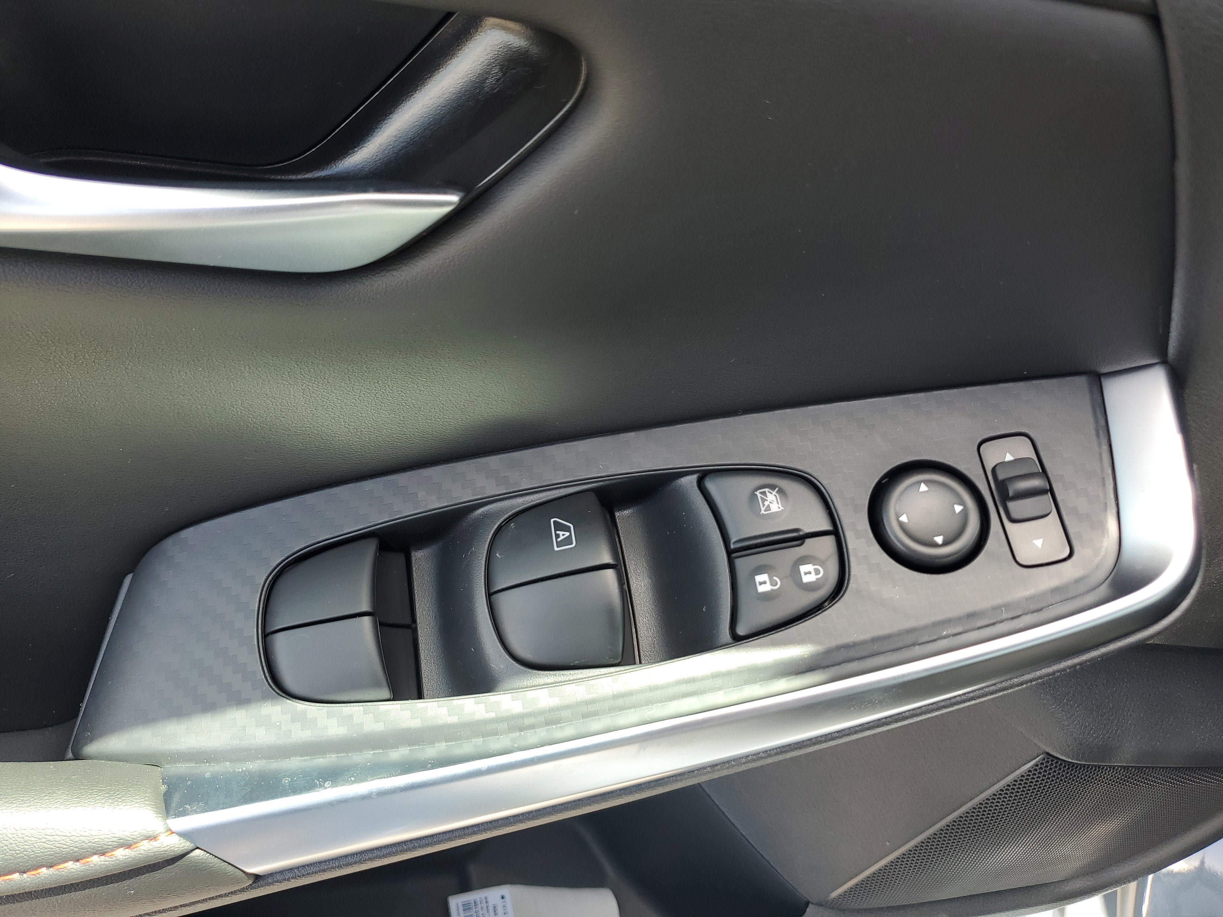 New 2025 Nissan Sentra SR w/ Midnight Edition FWD image 19