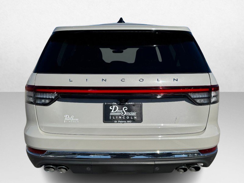 Certified 2025 Lincoln Aviator Reserve w/ Equipment Group 201A image 6