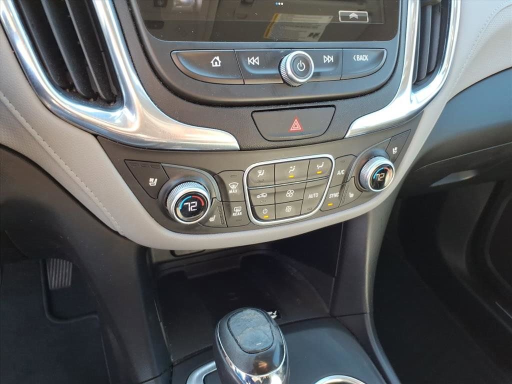 Used 2018 Chevrolet Equinox Premier image 31