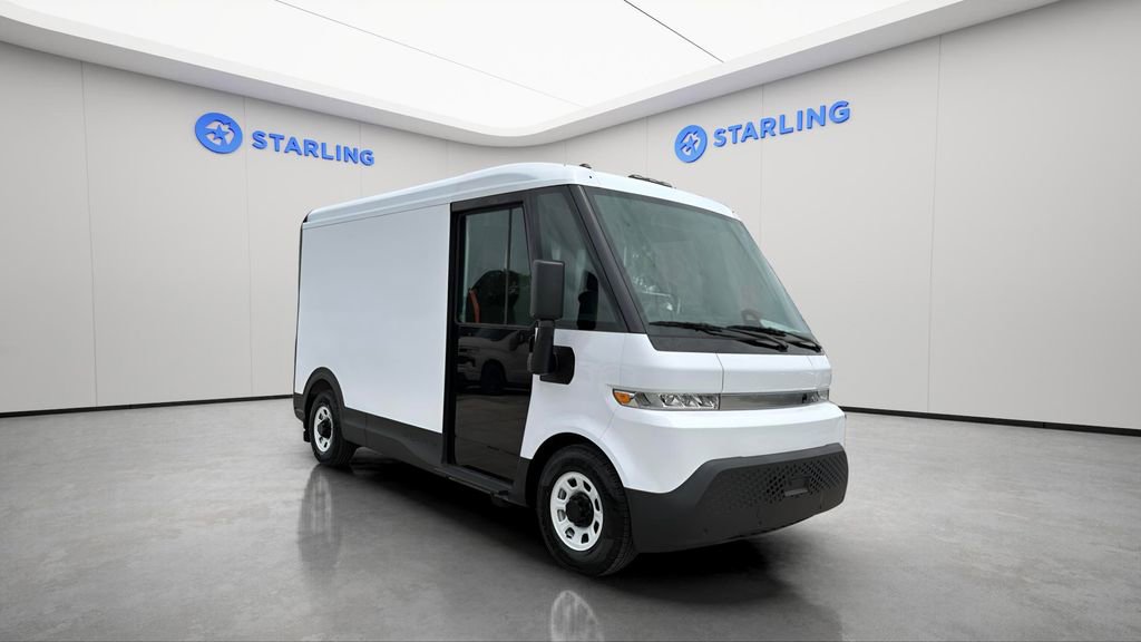 Used 2024 Chevrolet Brightdrop 400 w/ Commercial Equipment Package AWD/4WD image 13