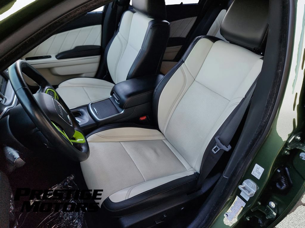Used 2018 Dodge Charger SXT Plus w/ Quick Order Package 29J RWD image 17