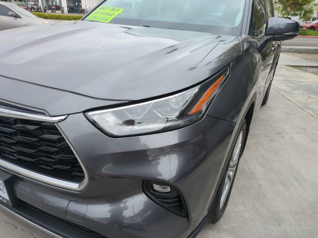 Used 2022 Toyota Highlander Platinum image 9