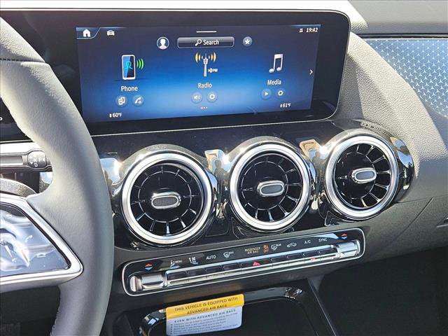 Used 2026 Mercedes-Benz GLA 250 GLA 250 image 12