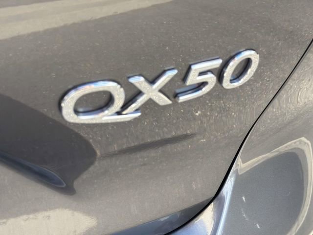 Certified 2025 INFINITI QX50 Luxe AWD/4WD image 7