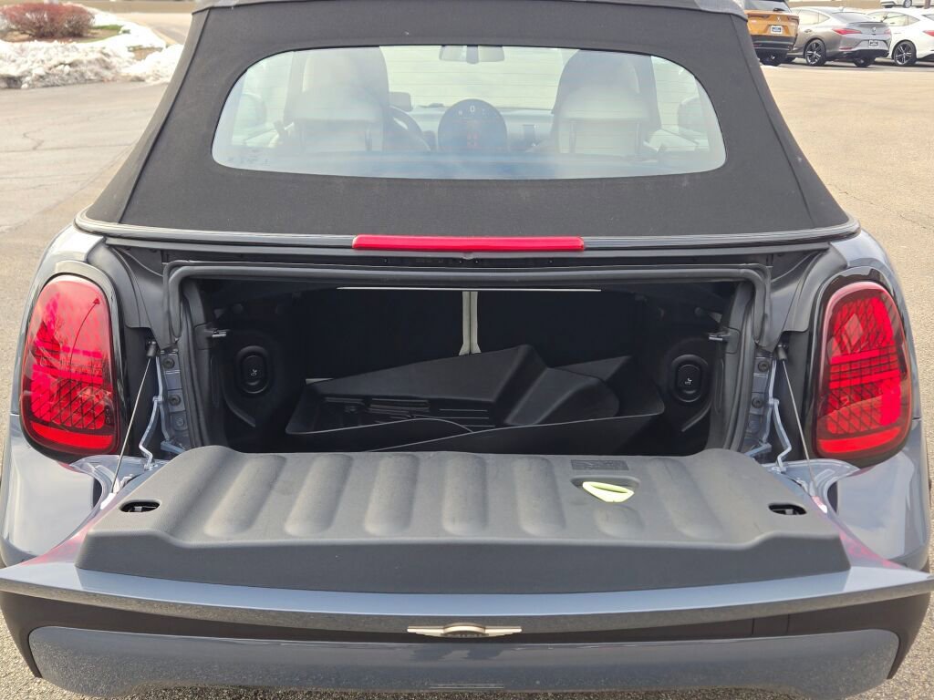 Used 2025 MINI Cooper S image 14