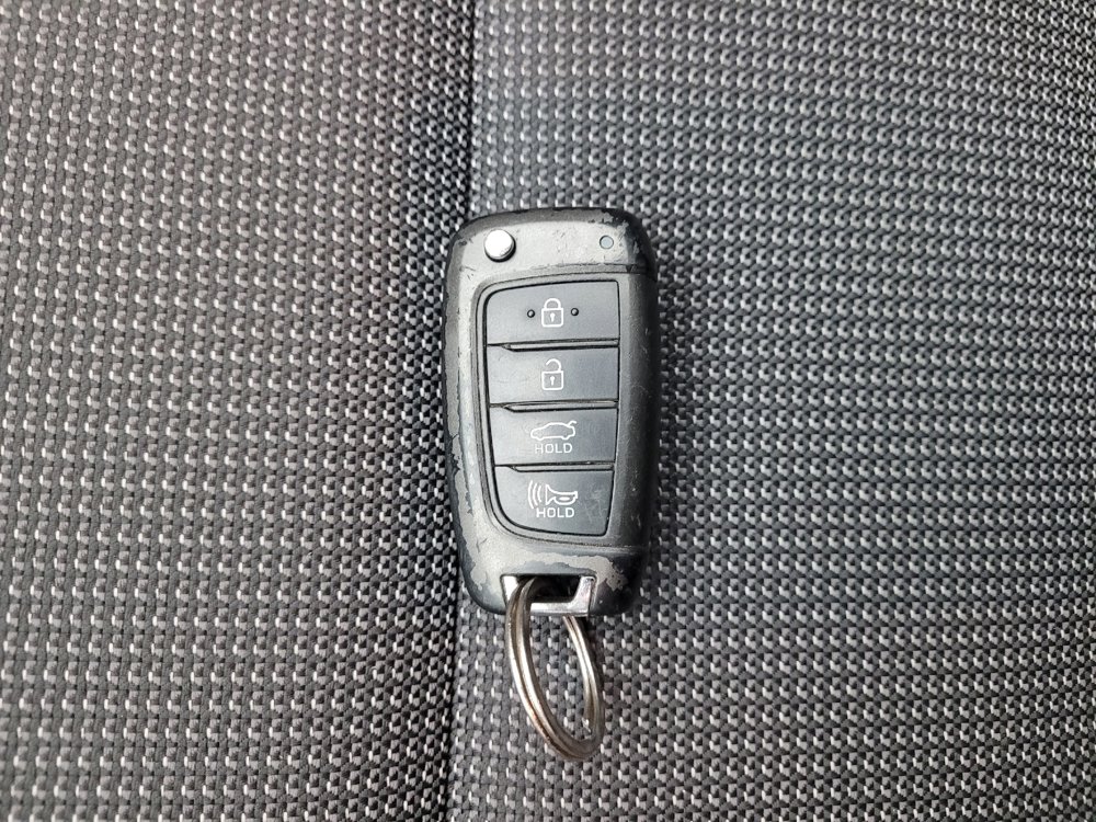 Used 2021 Hyundai Accent SE image 32