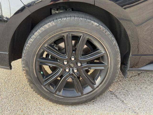 Certified 2024 Ford Edge ST-Line AWD/4WD image 7