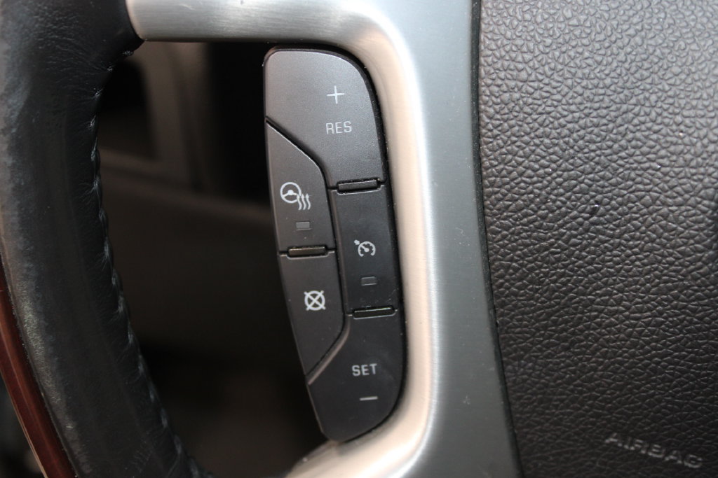 Used 2013 Cadillac Escalade Luxury AWD/4WD image 24