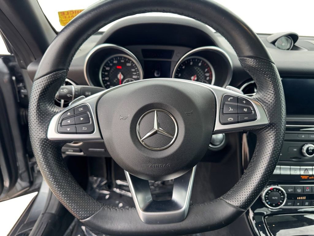 Used 2019 Mercedes-Benz SLC 300 image 12