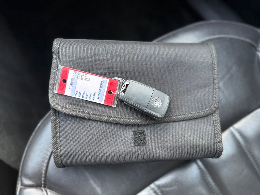 Used 2012 Buick Regal Premium image 27