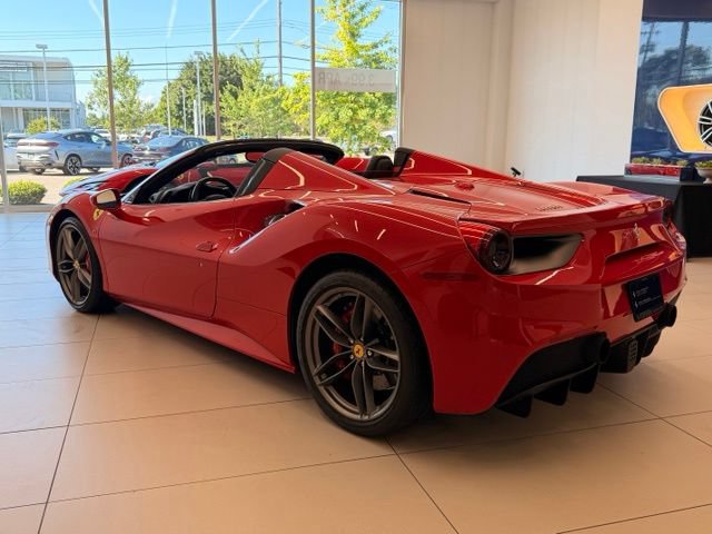 Used 2018 Ferrari 488 Spider RWD image 15