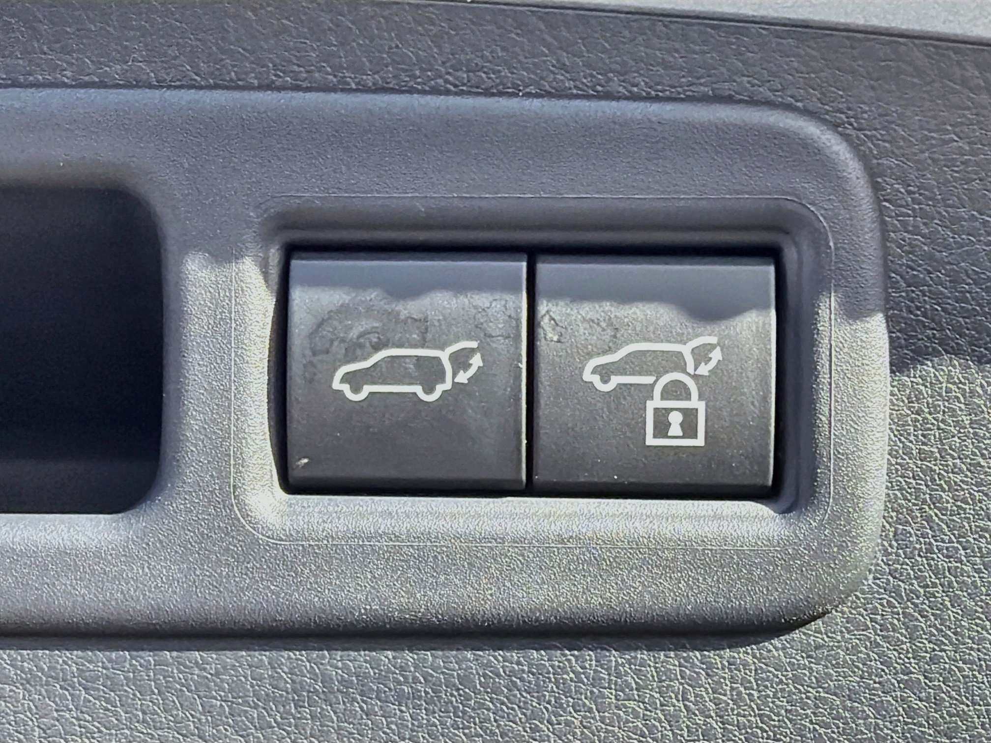 Used 2025 Lexus RX 350h w/ Accessory Package (Z1) AWD/4WD image 13