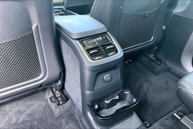 Used 2023 Volvo XC90 T8 Ultimate AWD/4WD image 13