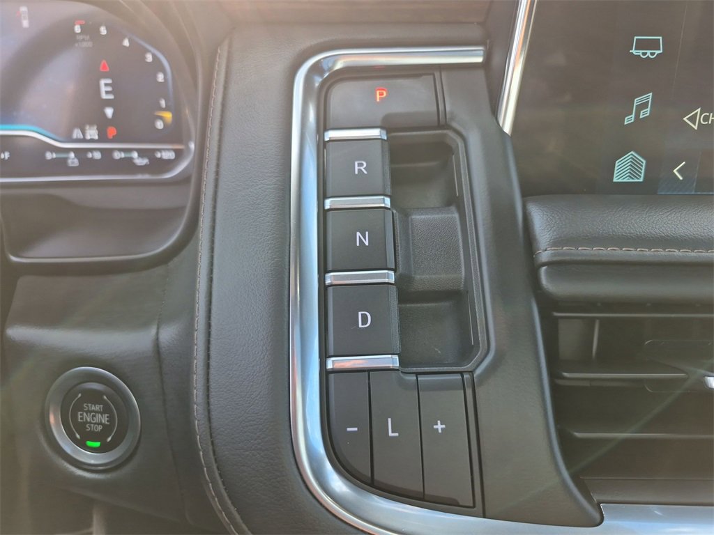 Used 2023 Chevrolet Tahoe High Country w/ Premium Package image 27