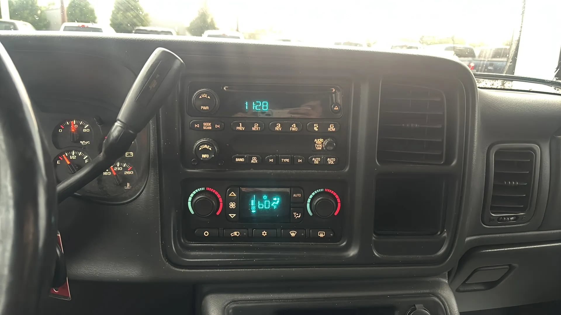 Used 2006 Chevrolet Silverado 1500 LT AWD/4WD image 26