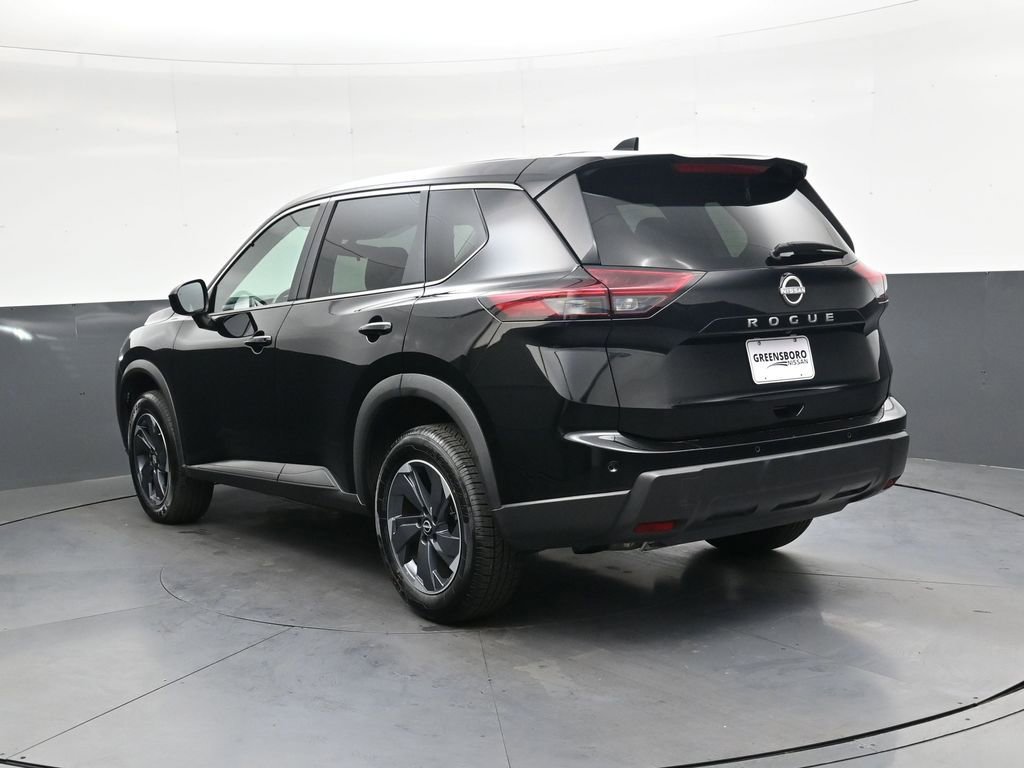 Used 2025 Nissan Rogue SV image 5