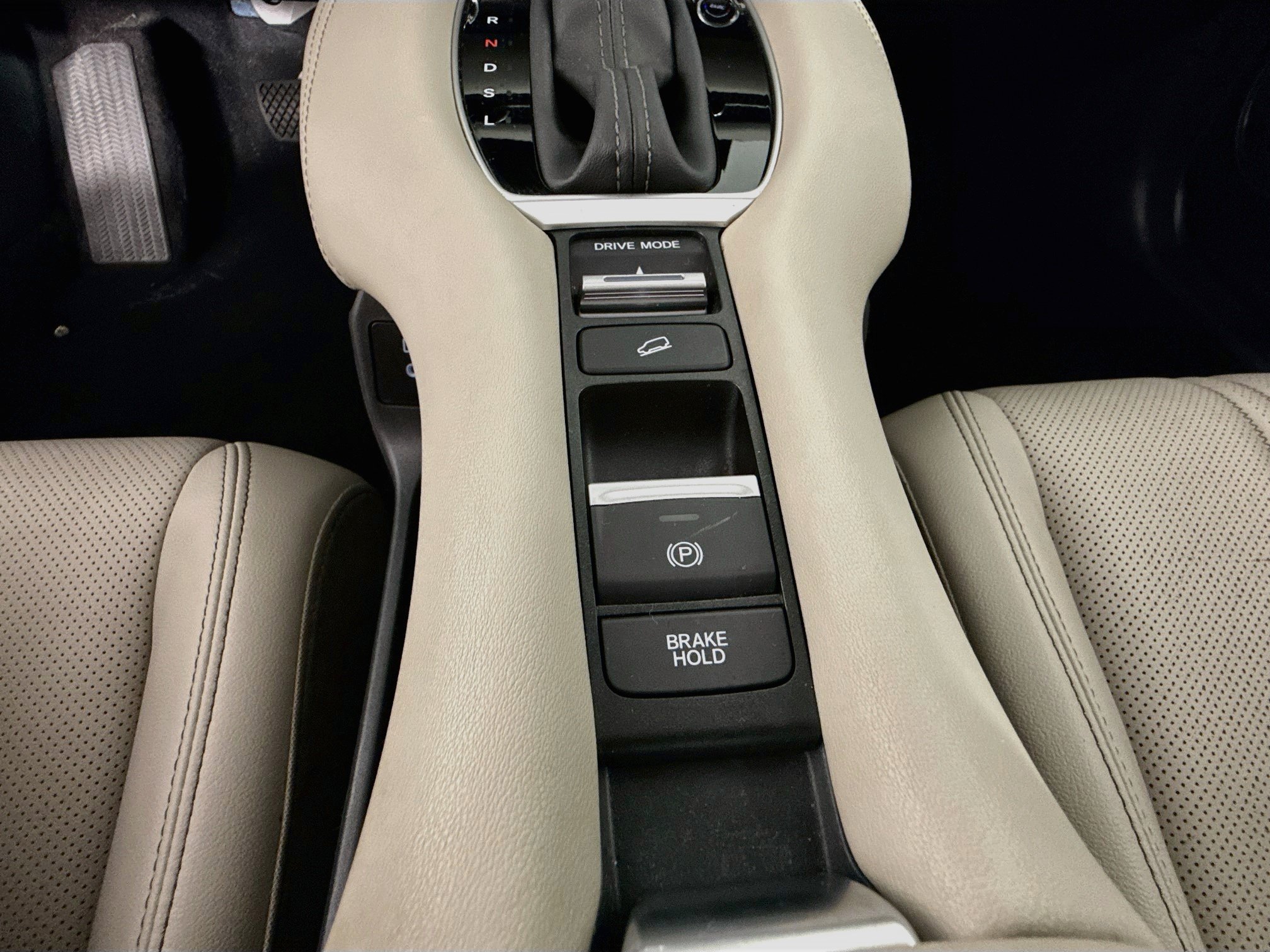 Used 2024 Honda HR-V EX-L image 23